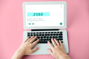 6 Steps to Utilise Social Media for a Job