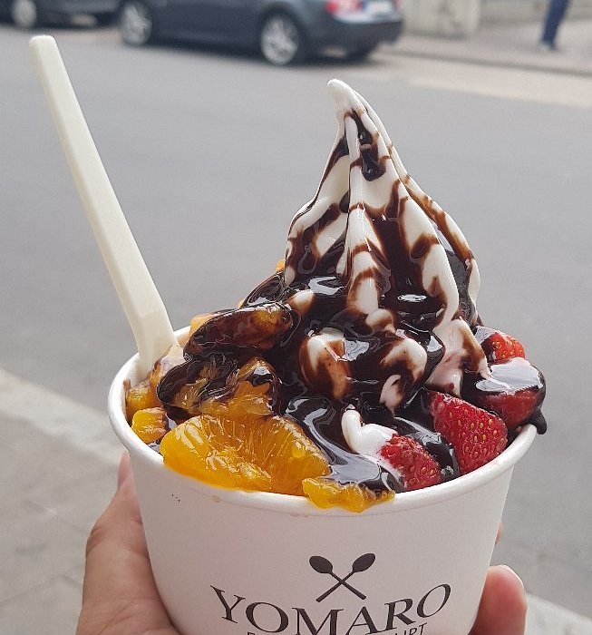 Best frozen dessert yogurt bars in Düsseldorf